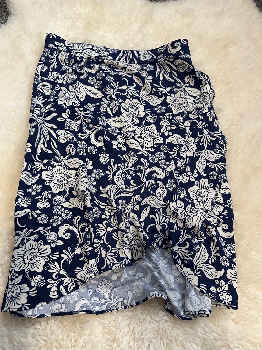 Isaac Mizrahi bridge Hampton Navy and White Floral Wrap Skirt S